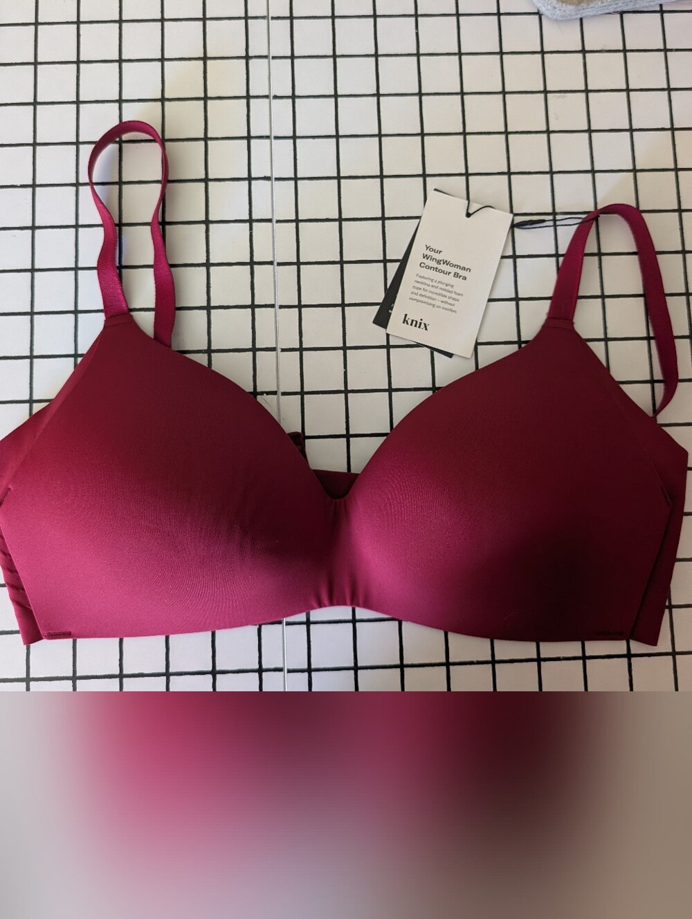 KNIX Wireless Contour Bra Size 3 - Red Velvet